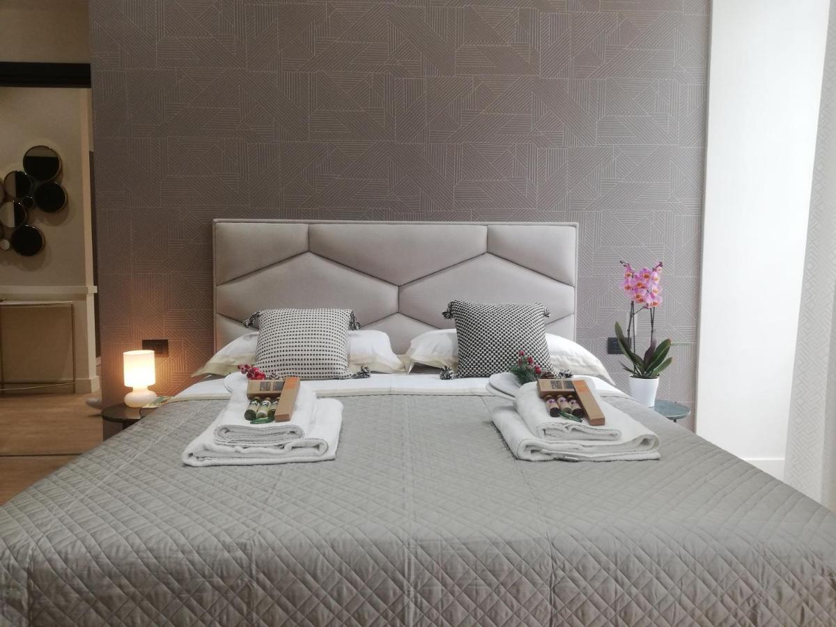 Napoli Mariana Luxury Apartment Bagian luar foto