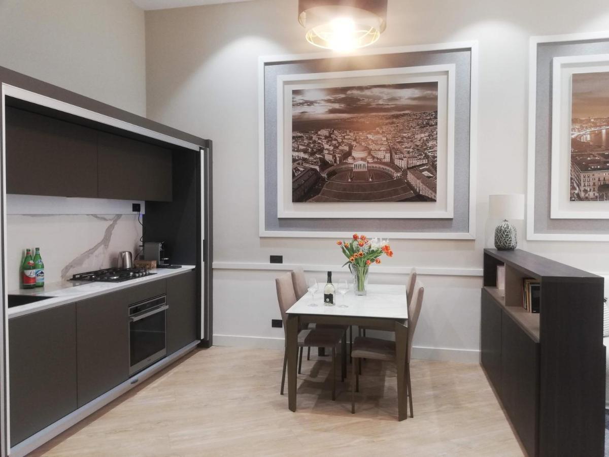 Napoli Mariana Luxury Apartment Bagian luar foto