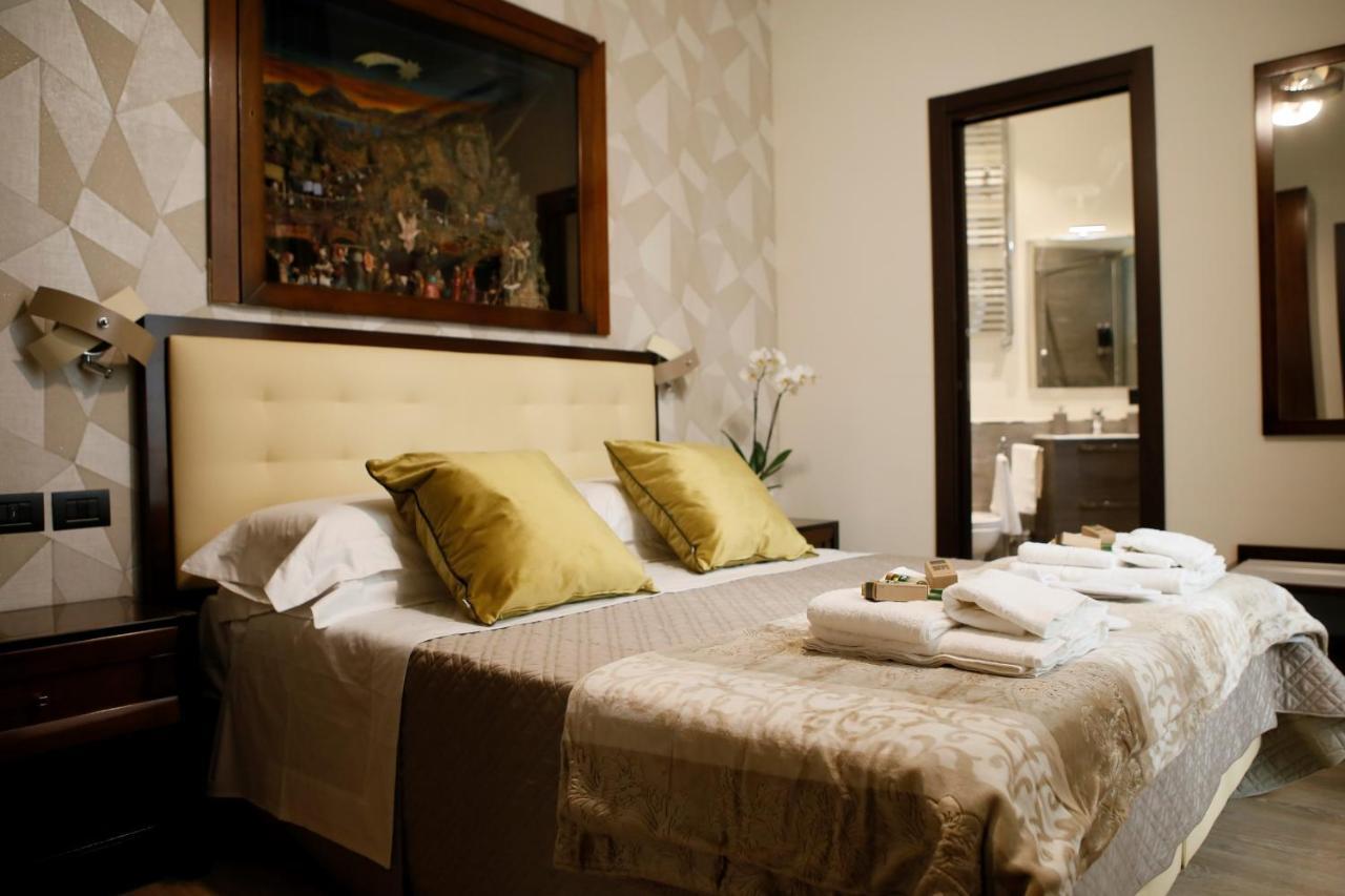Napoli Mariana Luxury Apartment Bagian luar foto